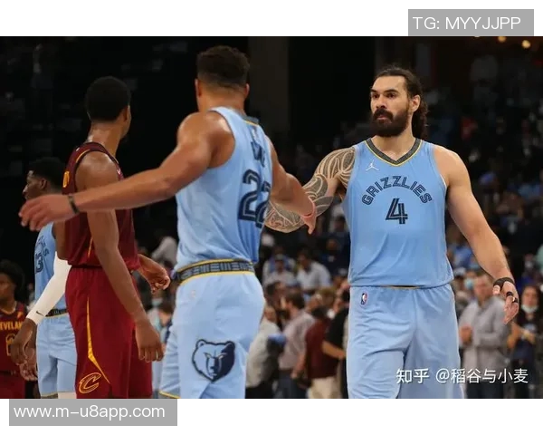 文班强调抢板重要性亚当斯成为球队关注焦点并成功抢下三前板