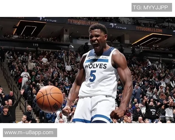 爱德华兹全场41分7篮板关键时刻连得5分助队逆转取胜